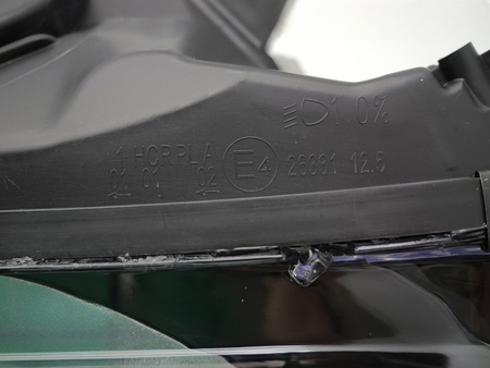 Čierny ľavý svetlomet pre Renault Captur I