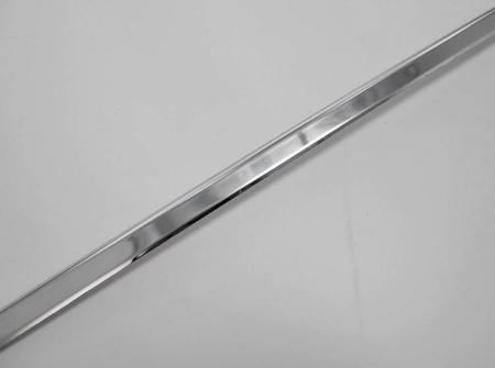 Lišta dverí batožinového priestoru nad plechmi Škoda Octavia 3 SEDAN