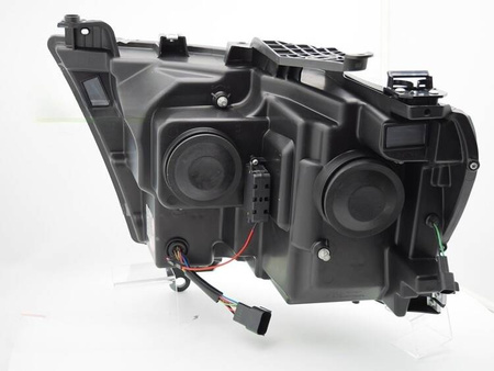 Čierne LED svetlomety pre Dodge Ram 19-22