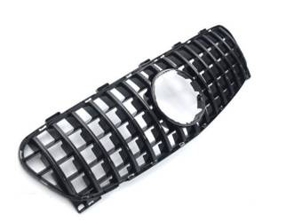 MRIEŽKA MERCEDES X156 GLA FACELIFT AMG LOOK BLACK