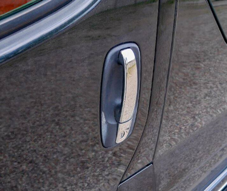 Kryty kľučiek dverí Opel Vivaro Trafic 2001-2014