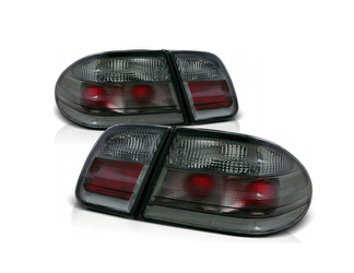 Zadné svetlá Nové Mercedes W210 triedy E 95-02 Dym
