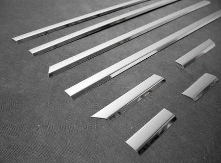 Bočné lišty dverí Vw Passat B8 2014+