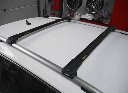 Strešný nosič Ford Transit Courier 2014+