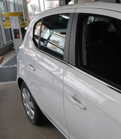 Lišty na bočné okná Opel Corsa E 2014-2019