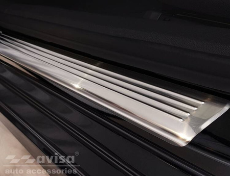 Súprava Škoda Octavia 4 kombi (kryt zadného nárazníka + prahové lišty)