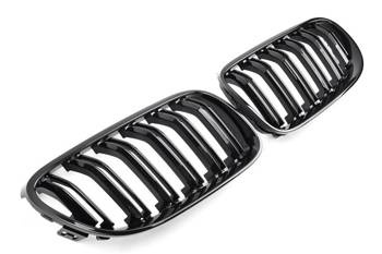 MRIEŽKA (OBLIČKOVÁ) BMW E92 E93 10-13 ČIERNA LESKLÁ M3