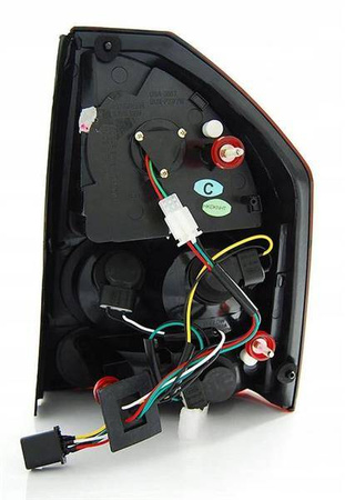 Chrysler 300c 04-08 červené dymové led žiarovky