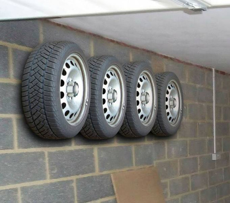 Nástenný vešiak na pneumatiky do auta 4ks.