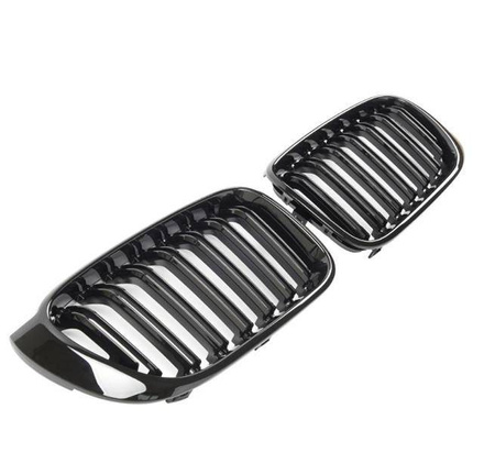 MRIEŽKA (OBLIČKOVÁ) BMW X3 X4 F25 F26 M LOOK LESKLÁ ČIERNA