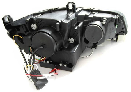 Predné svetlomety nové BMW X5 E70 07-10 RINGS 3D DRL CHR XENON AFS