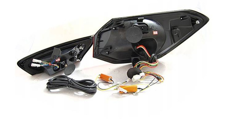 Led červené dymové svetlá pre Ford Focus 4 18-21