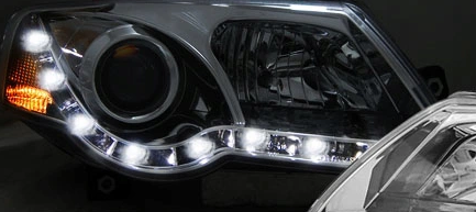 Škoda Octavia I svetlomety 00-04 denné svetlo chróm