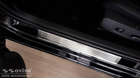 Súprava Škoda Octavia 4 kombi (kryt zadného nárazníka + prahové lišty)