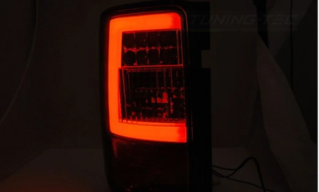 VW CADDY LED SVETLA 03-14 ČERVENÝ DYM LED BAR