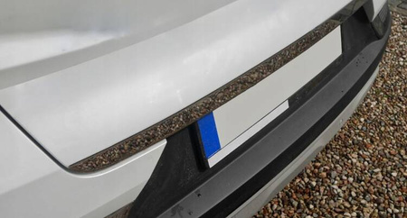 Lišta na okraj poklopu Renault Captur 2019+