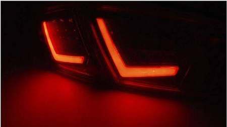 Seat Leon 09-13 červený dym viedol bar svetlá