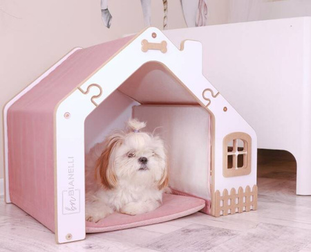 Drevená búdka pre psa s pelechom a miskami, ružová
