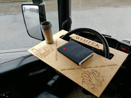 Volantový stolík Mercedes Sprinter Iveco Daily drevený