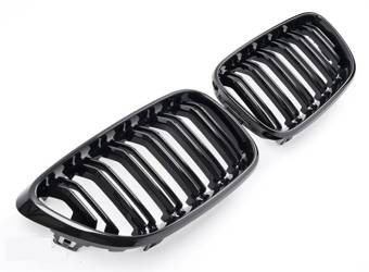 MRIEŽKA (OBLIČKOVÁ) BMW F22 F23 ČIERNA LESKLÁ VZHĽAD M2