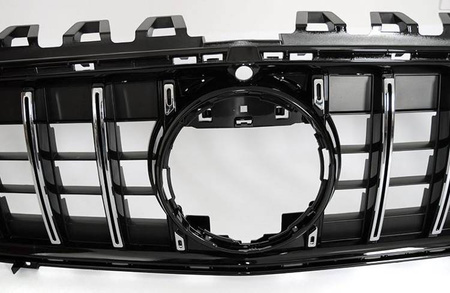 Gril chróm čierny šport. MERCEDES CLA W118 19-