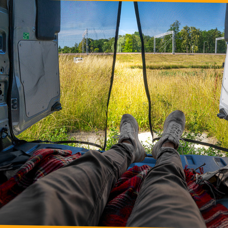 Polica na kempingovú posteľ VW T5 T6 T6.1 Multivan