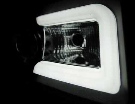 Chrysler 300C Black TUBE svetlomety