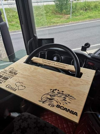 Volantový stolík Scania Renault T Magnum Premium MAN Ford F-max drevený.