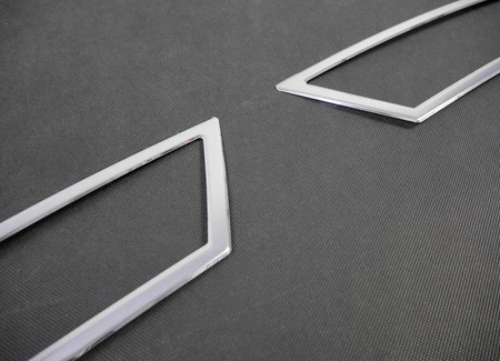 Škoda Superb 3 2015+ Halogénové kryty rámov