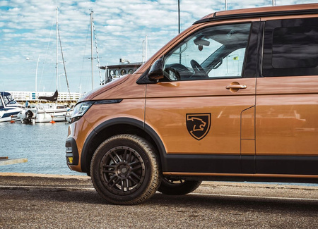 Obloženie dverí predĺženia blatníkov VW T6 2015+ KRÁTKE