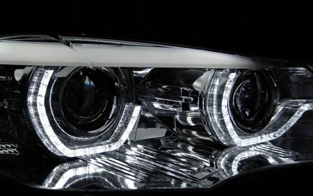 Predné svetlomety nové BMW X5 E70 07-10 RINGS 3D DRL CHR XENON AFS