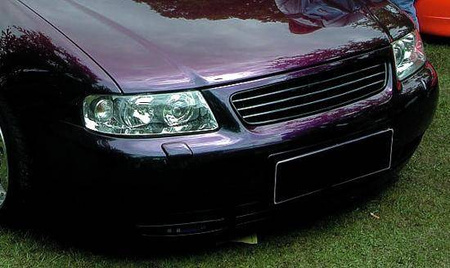 MRIEŽKA AUDI A3 8L 9/96-8/00 ČIERNA JOM