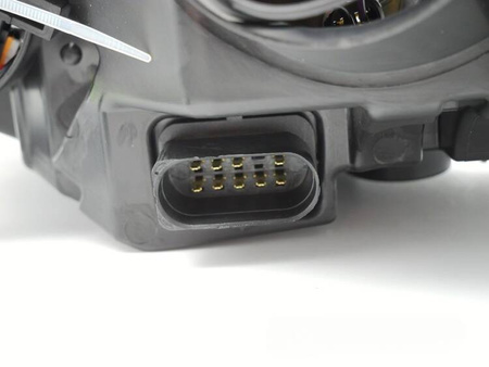 Pravé predné svetlo pre Škoda Fabia 14-18 H4 TYC