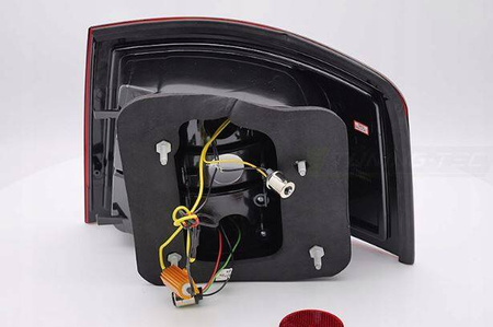 Červené dymové LED žiarovky pre Audi A6 97-04 Avant